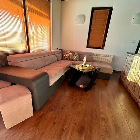 дядо станевата къща I боеви I *